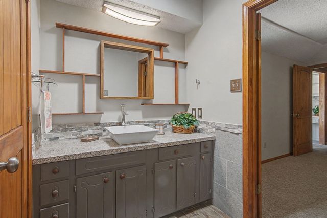 604 Baker Drive, Hurst, TX 76054