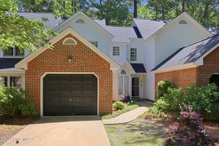 302 Nantucket Court, Winterville, NC 28590