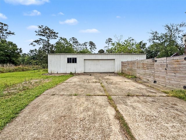 3415 E Bayou Drive, Shoreacres, TX 77571