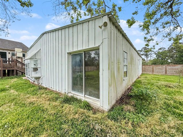 3415 E Bayou Drive, Shoreacres, TX 77571