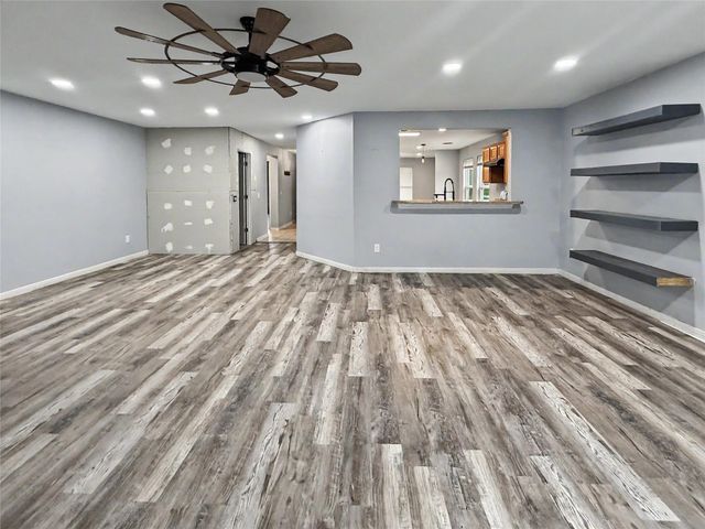 3415 E Bayou Drive, Shoreacres, TX 77571