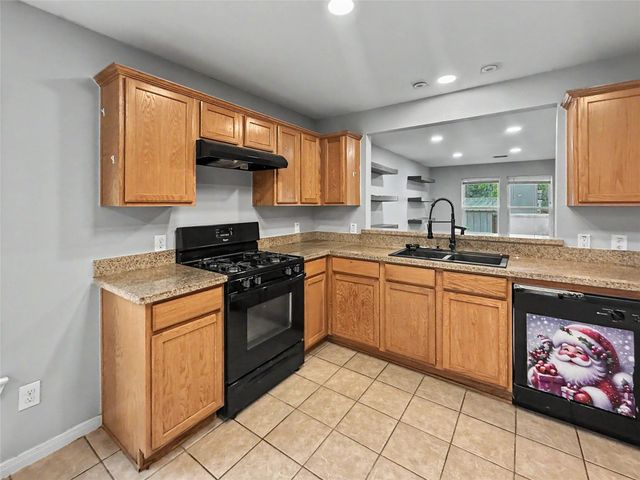 3415 E Bayou Drive, Shoreacres, TX 77571