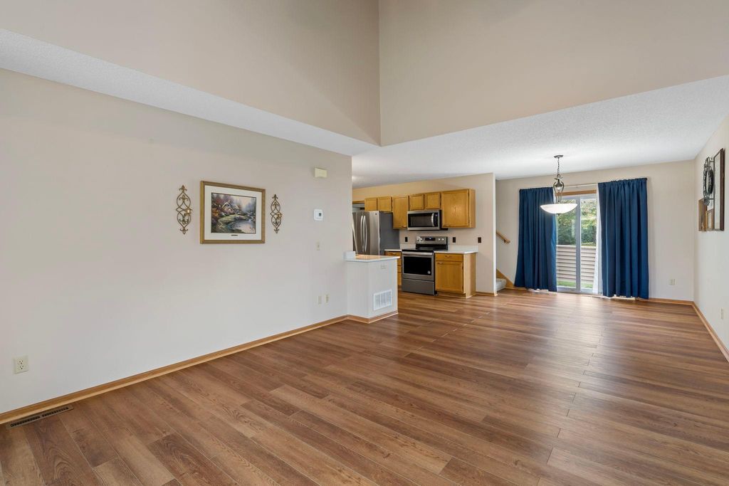 13891 Granada Way 39, Apple Valley, MN 55124 — photo 4