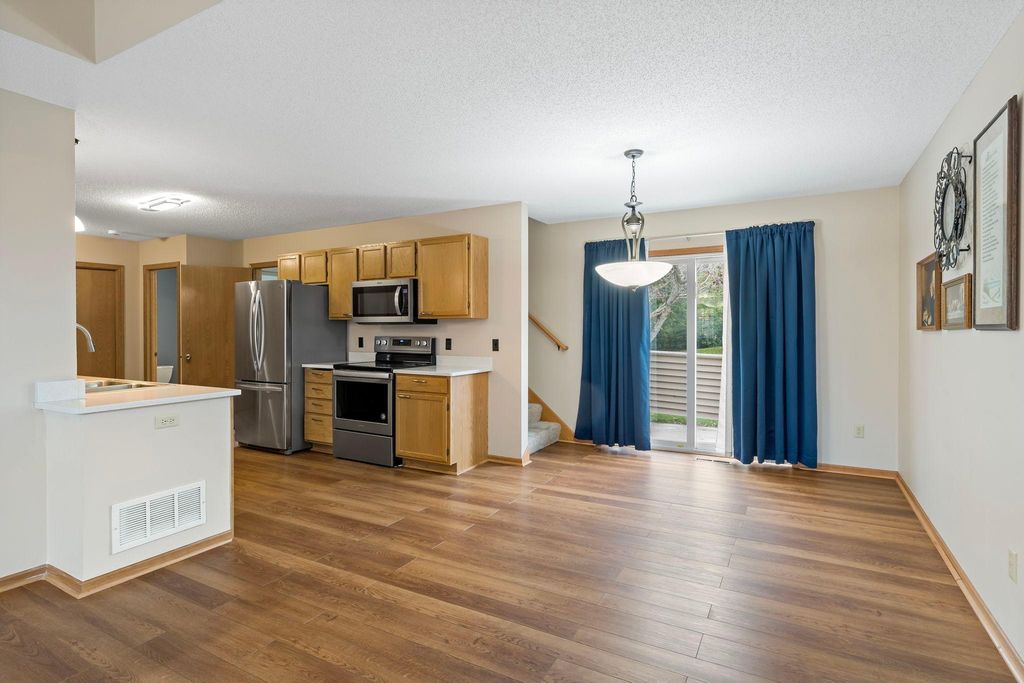 13891 Granada Way 39, Apple Valley, MN 55124 — photo 5