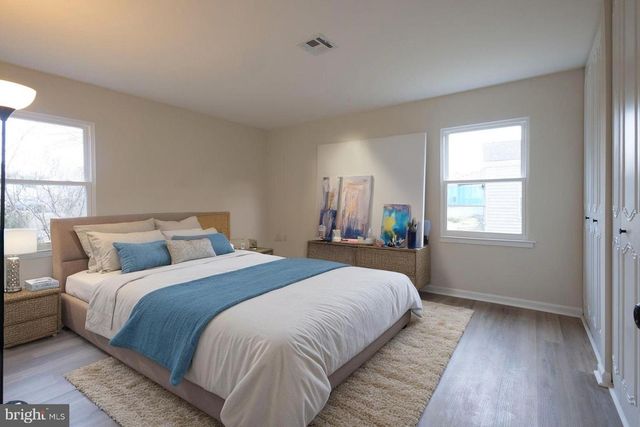 38 NARBERTH PL, Southampton, NJ 08088