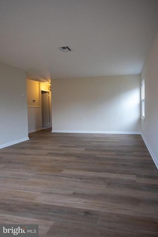 38 NARBERTH PL, Southampton, NJ 08088