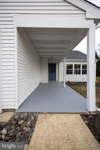 38 NARBERTH PL, Southampton, NJ 08088