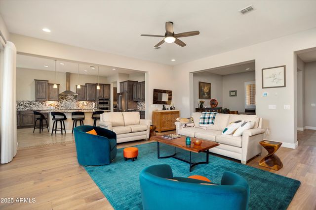 26534 W ABRAHAM Lane, Buckeye, AZ 85396