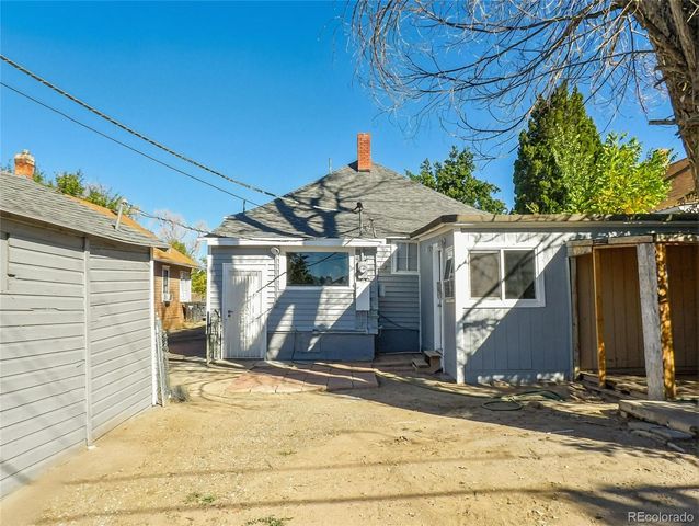 908 E 9th Street, Pueblo, CO 81001