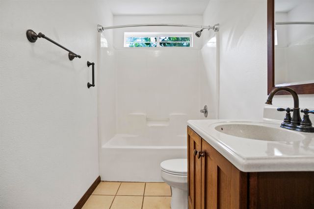 15766 NE Bob Sanders Road, Hosford, FL 32334