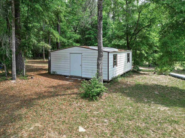 15766 NE Bob Sanders Road, Hosford, FL 32334