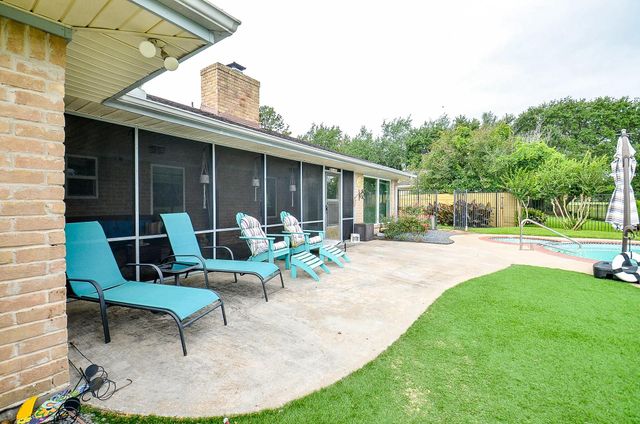 2106 Glenn Lakes Lane, Missouri City, TX 77459