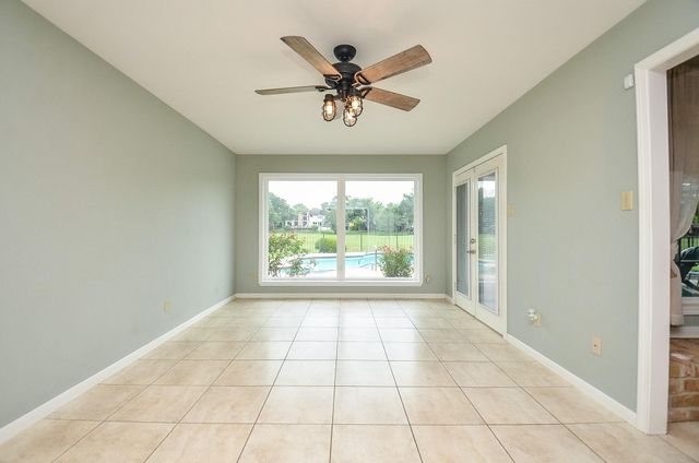 2106 Glenn Lakes Lane, Missouri City, TX 77459