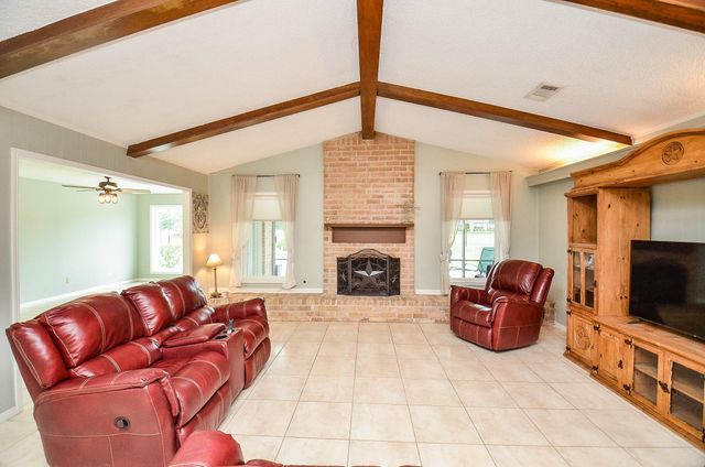 2106 Glenn Lakes Lane, Missouri City, TX 77459