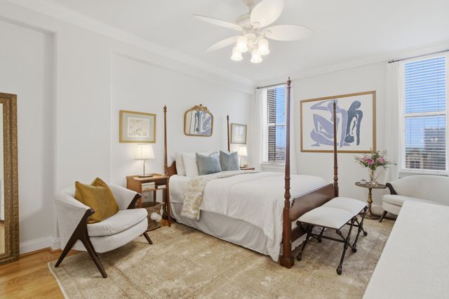 14 Lockwood Drive Apt 9j, Charleston, SC 29401