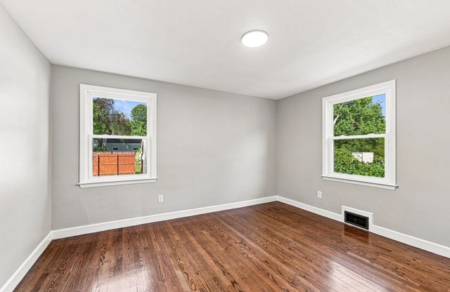 3 Maplelawn Dr, Monson, MA 01057
