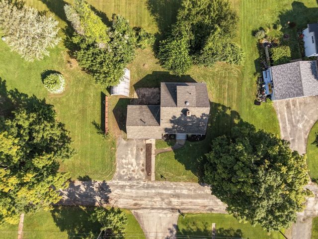 3 Maplelawn Dr, Monson, MA 01057