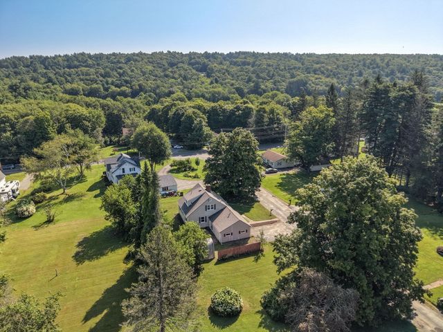 3 Maplelawn Dr, Monson, MA 01057