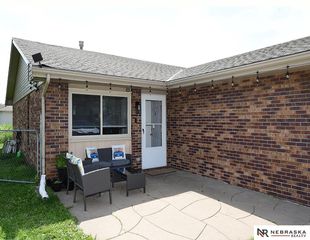 1124 SW 10th Circle, Lincoln, NE 68522
