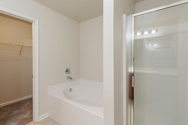 3205 Dizzy Dean Dr, Murfreesboro, TN 37128