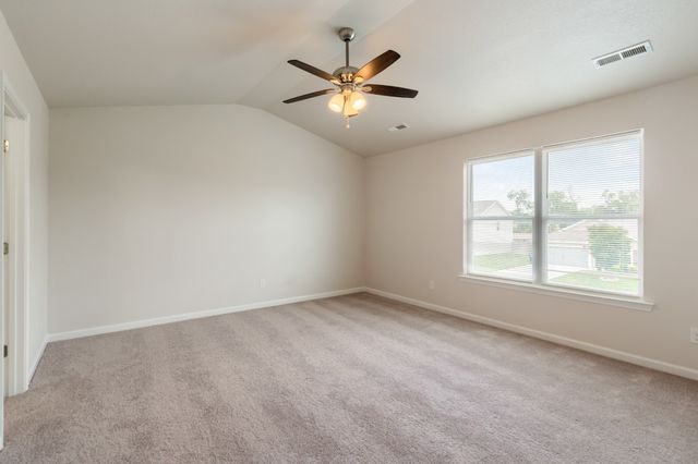 3205 Dizzy Dean Dr, Murfreesboro, TN 37128