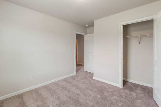 3205 Dizzy Dean Dr, Murfreesboro, TN 37128