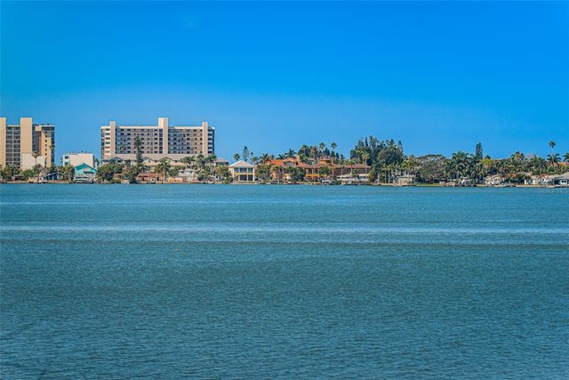 4750 COVE CIRCLE 304, St Petersburg, FL 33708
