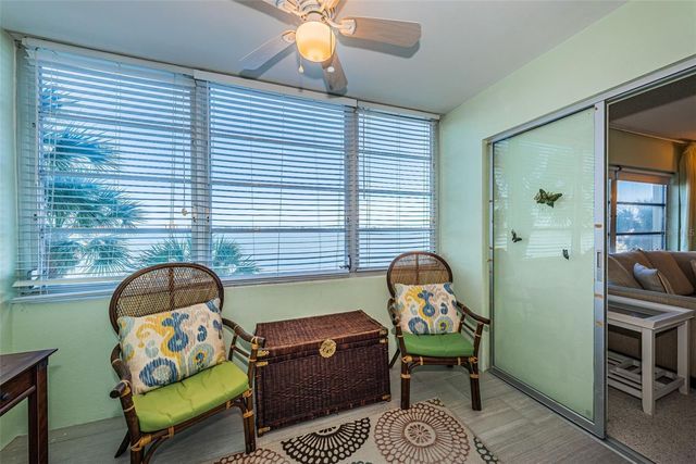 4750 COVE CIRCLE 304, St Petersburg, FL 33708