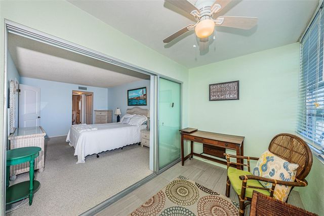 4750 COVE CIRCLE 304, St Petersburg, FL 33708