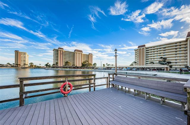 4750 COVE CIRCLE 304, St Petersburg, FL 33708