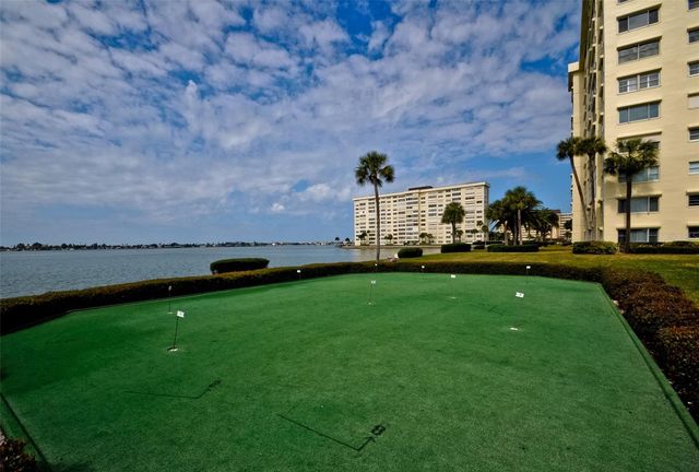 4750 COVE CIRCLE 304, St Petersburg, FL 33708