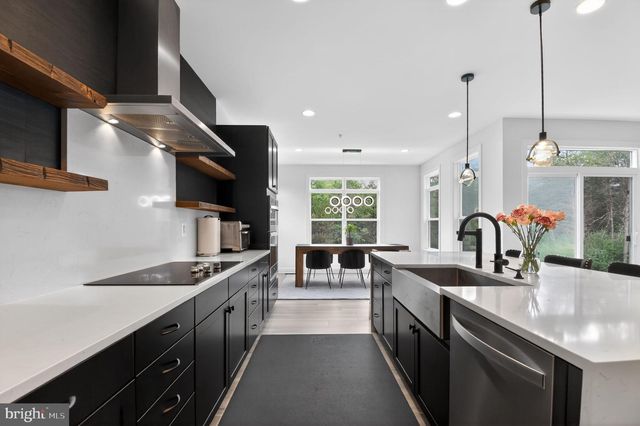 17009 HUGHES RD, Poolesville, MD 20837