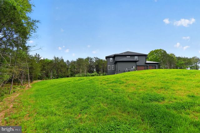 17009 HUGHES RD, Poolesville, MD 20837
