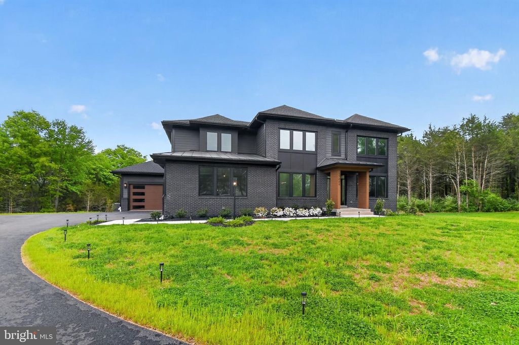 17009 HUGHES RD, Poolesville, MD 20837