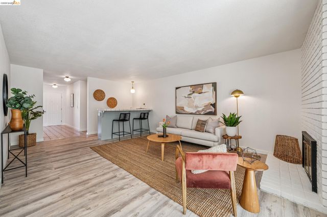 5672 Torrey Pine Ct, El Sobrante, CA 94803