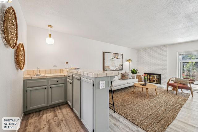 5672 Torrey Pine Ct, El Sobrante, CA 94803
