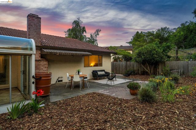 5672 Torrey Pine Ct, El Sobrante, CA 94803