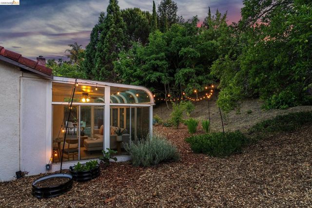 5672 Torrey Pine Ct, El Sobrante, CA 94803