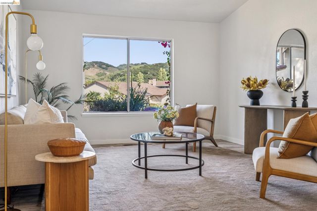 5672 Torrey Pine Ct, El Sobrante, CA 94803
