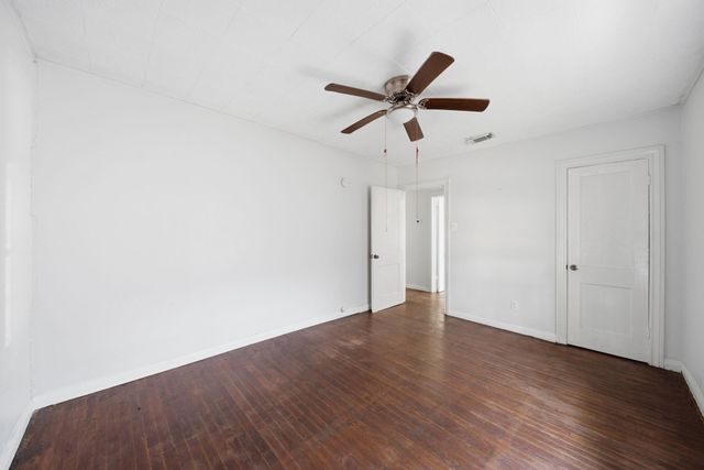 410 Live Oak Street, Pasadena, TX 77506