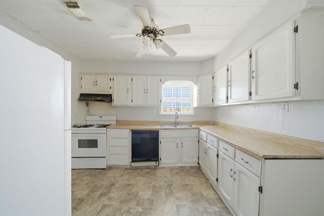 410 Live Oak Street, Pasadena, TX 77506