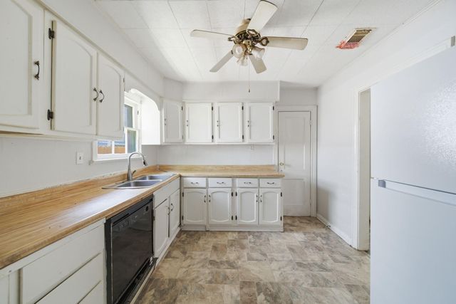 410 Live Oak Street, Pasadena, TX 77506