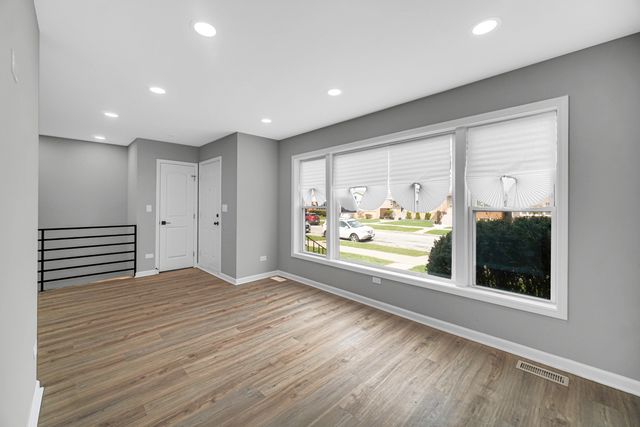 3629 W 84th Street, Chicago, IL 60652