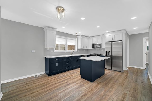 3629 W 84th Street, Chicago, IL 60652