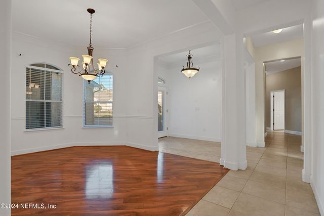 2176 AUTUMN COVE Circle, Fleming Island, FL 32003