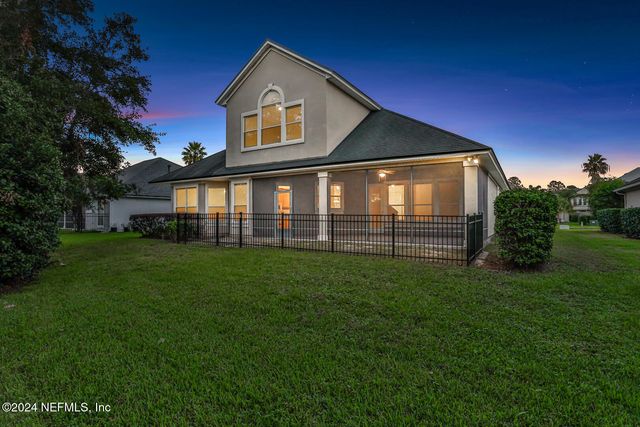 2176 AUTUMN COVE Circle, Fleming Island, FL 32003