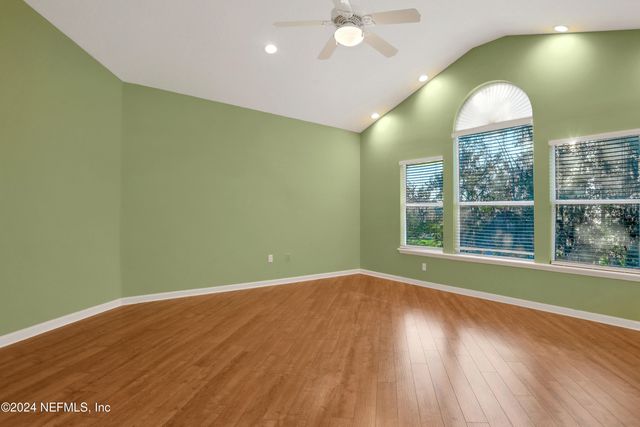 2176 AUTUMN COVE Circle, Fleming Island, FL 32003