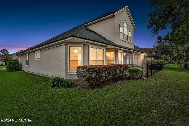 2176 AUTUMN COVE Circle, Fleming Island, FL 32003