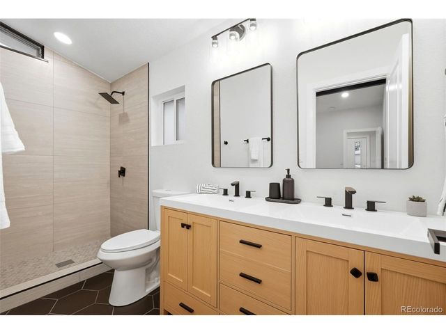 824 S Quivas St, Denver, CO 80223