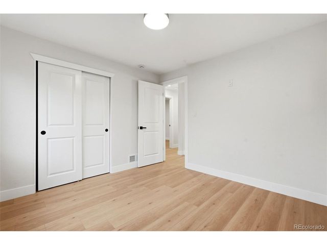 824 S Quivas St, Denver, CO 80223